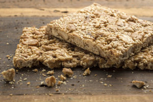 Nougat & sesame snacks